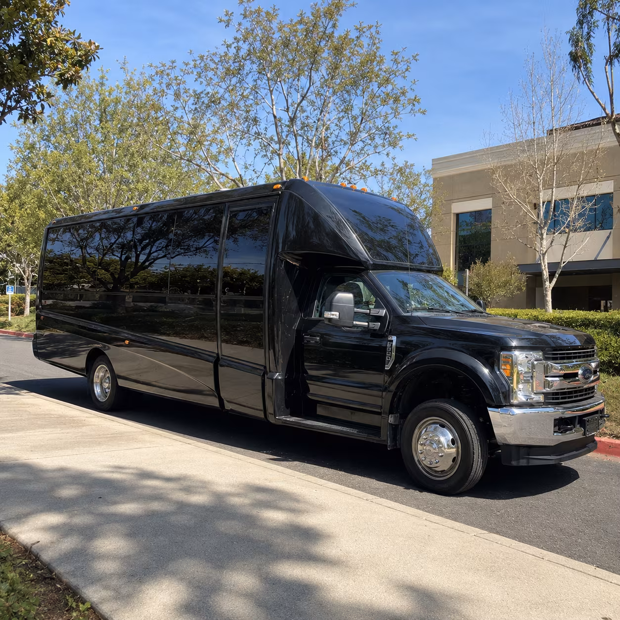 Passenger watching the Knoxville scenery during a regional party bus road trip