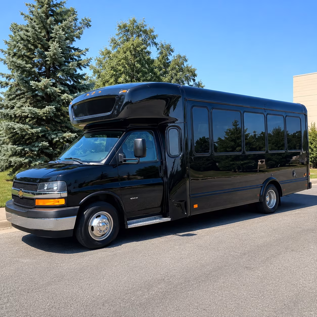 Knoxville Birthday, Sweet 16, & Quinceañera Transportation onboard seating