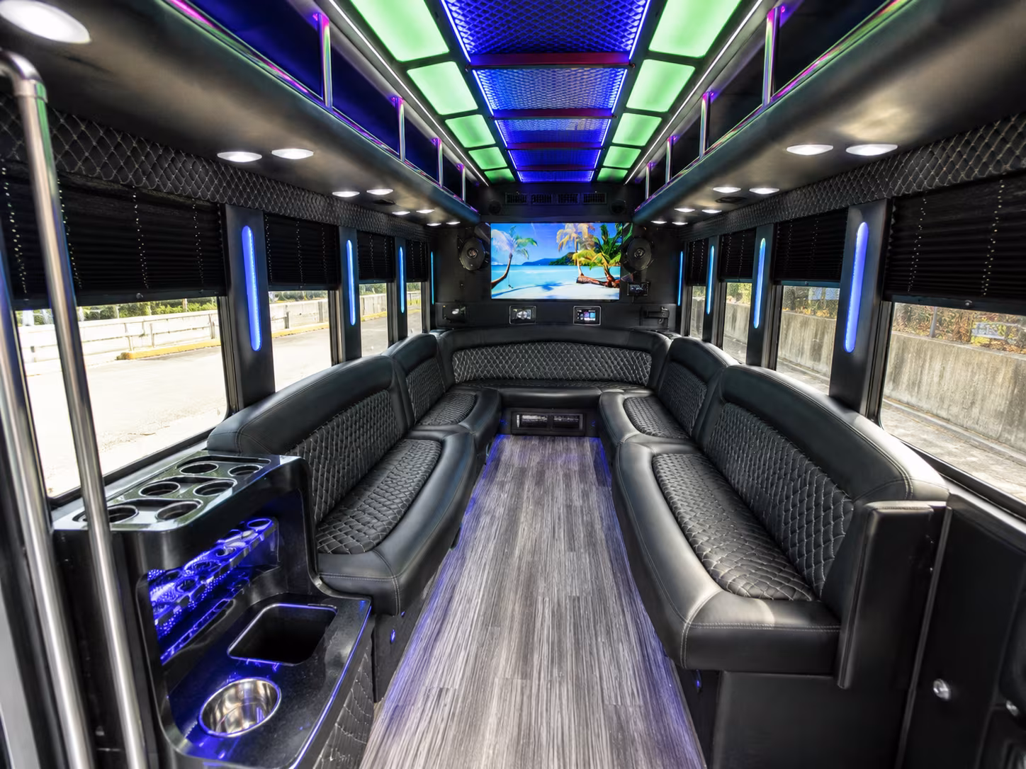 Knoxville Birthday, Sweet 16, & Quinceañera Transportation pickup coordination