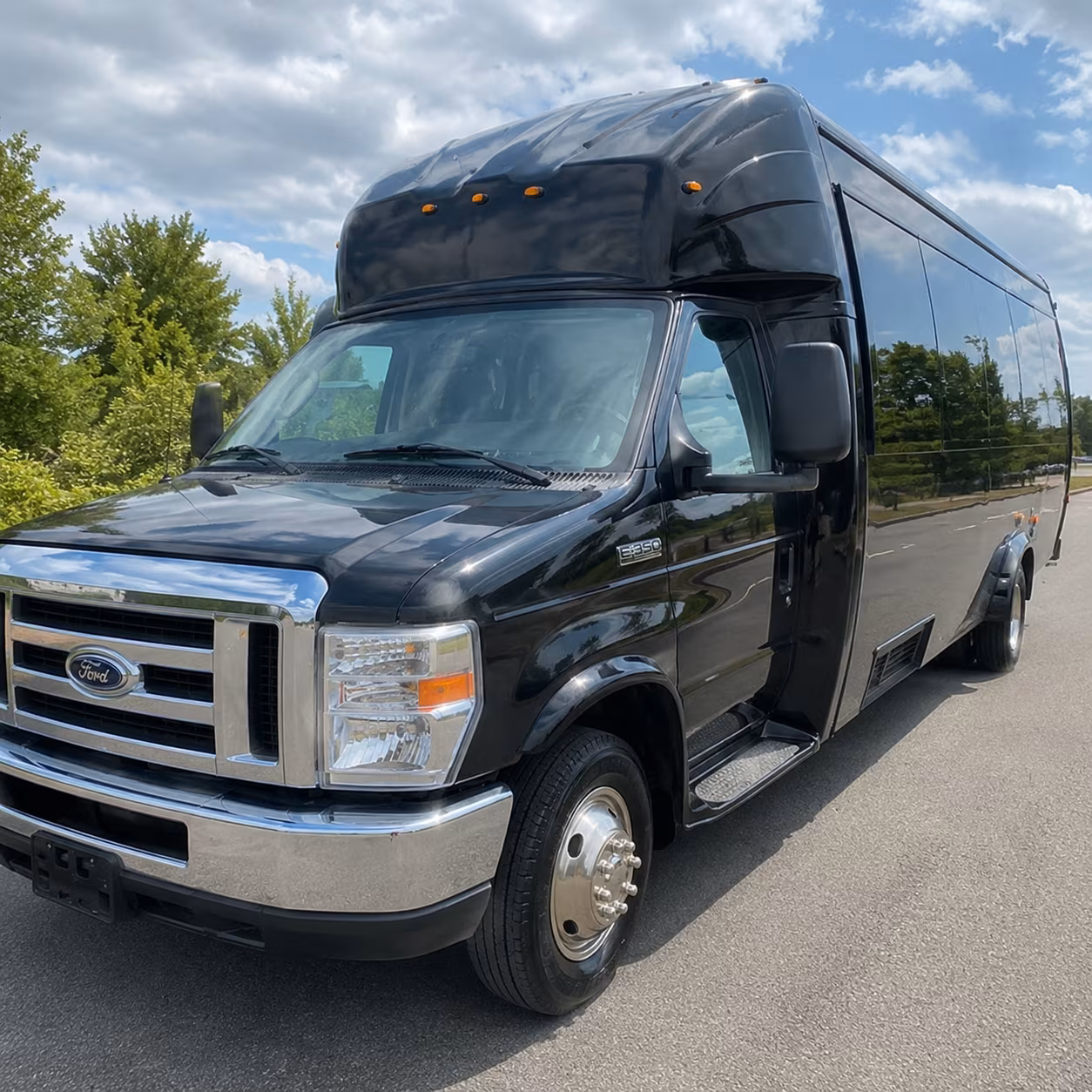 Knoxville Party Bus Rental
