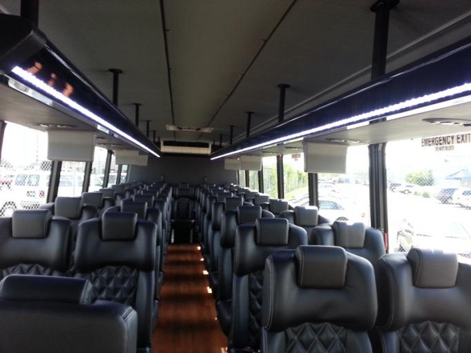 charter bus rental Jackson Tennessee